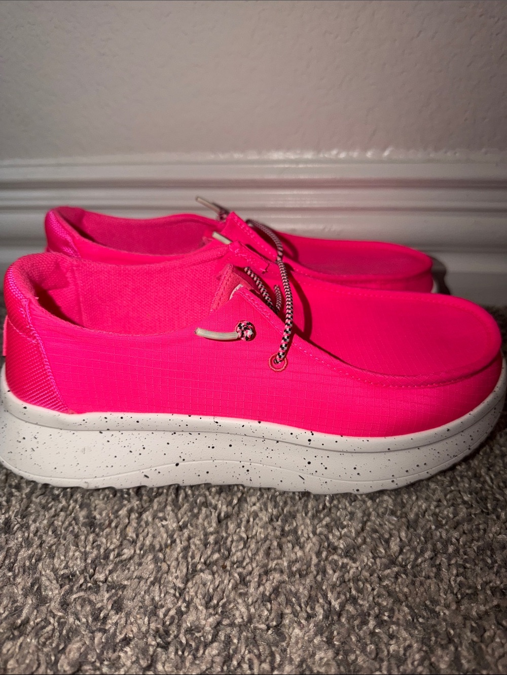 Hey Dude Women's Slip-On Sneakers in Hot Pink with Speckled White Sole - Picture 5 of 7